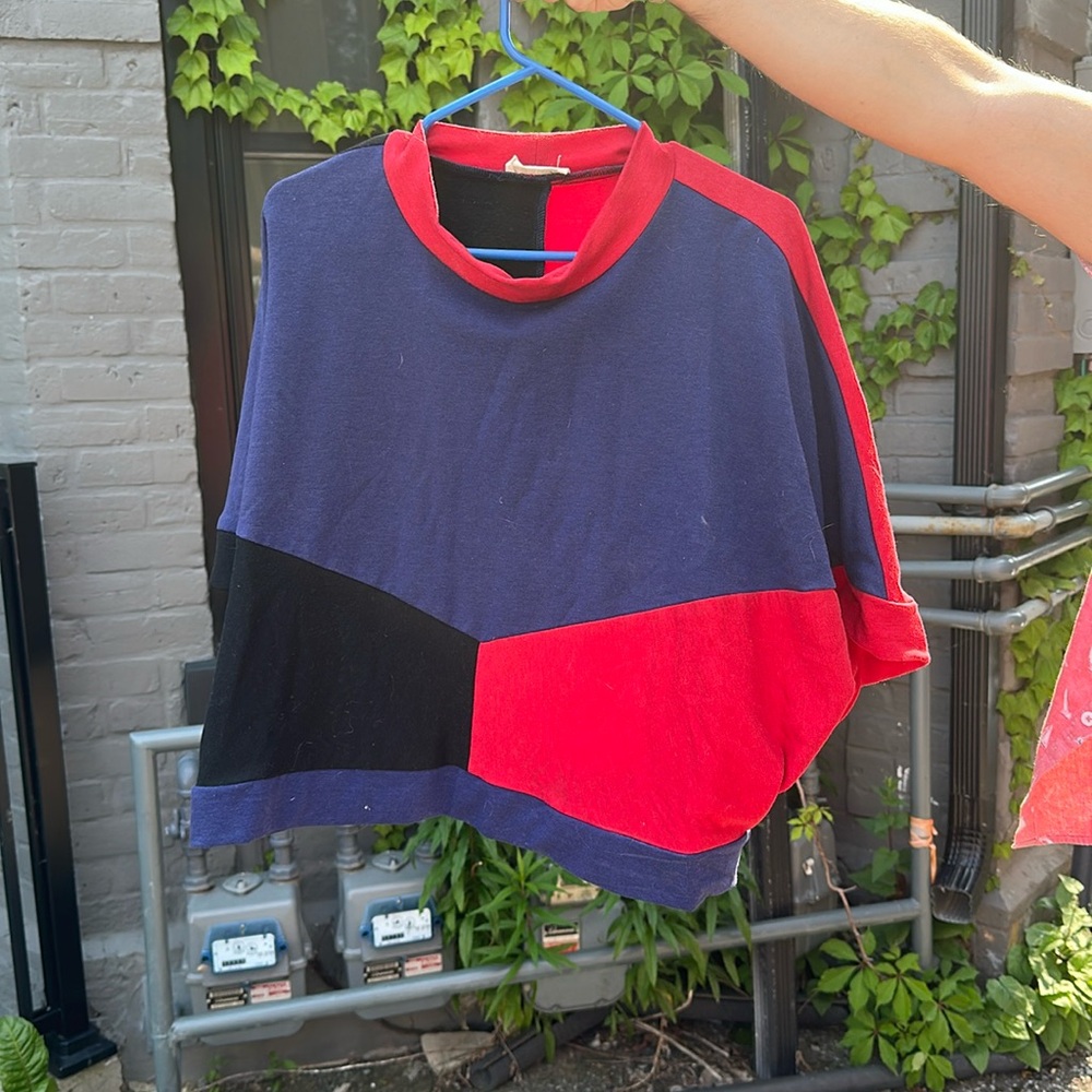 Jennifer Glasgow women’s top size XL